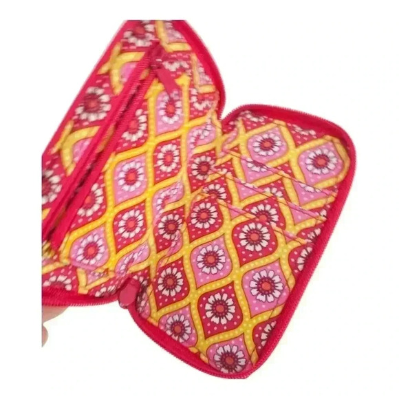 Vera Bradley Raspberry Fizz Paisley Diaper Bag Shoulder Bag RETIRED Pattern - Picture 3 of 11